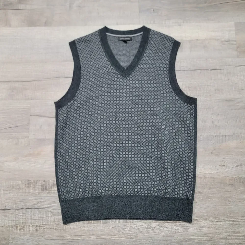 Banana‎ Republic Mens Merino Wool Alpaca Blend Sweater Vest Size Large V Neck
